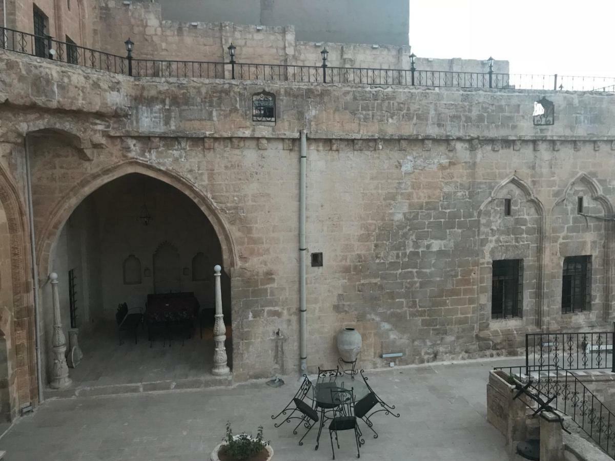 Kasr-I Abbas Hotel Mardin Exterior photo